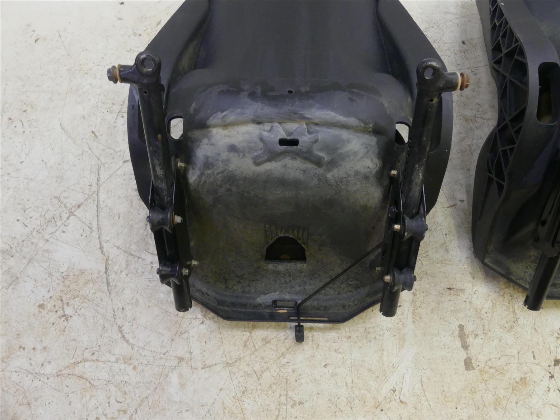 2018 Can Am Maverick X3 Turbo STD Driver Rider Passenger Seat Set 708002065 {{ shop.shopifyCountryName }} - Mototech271