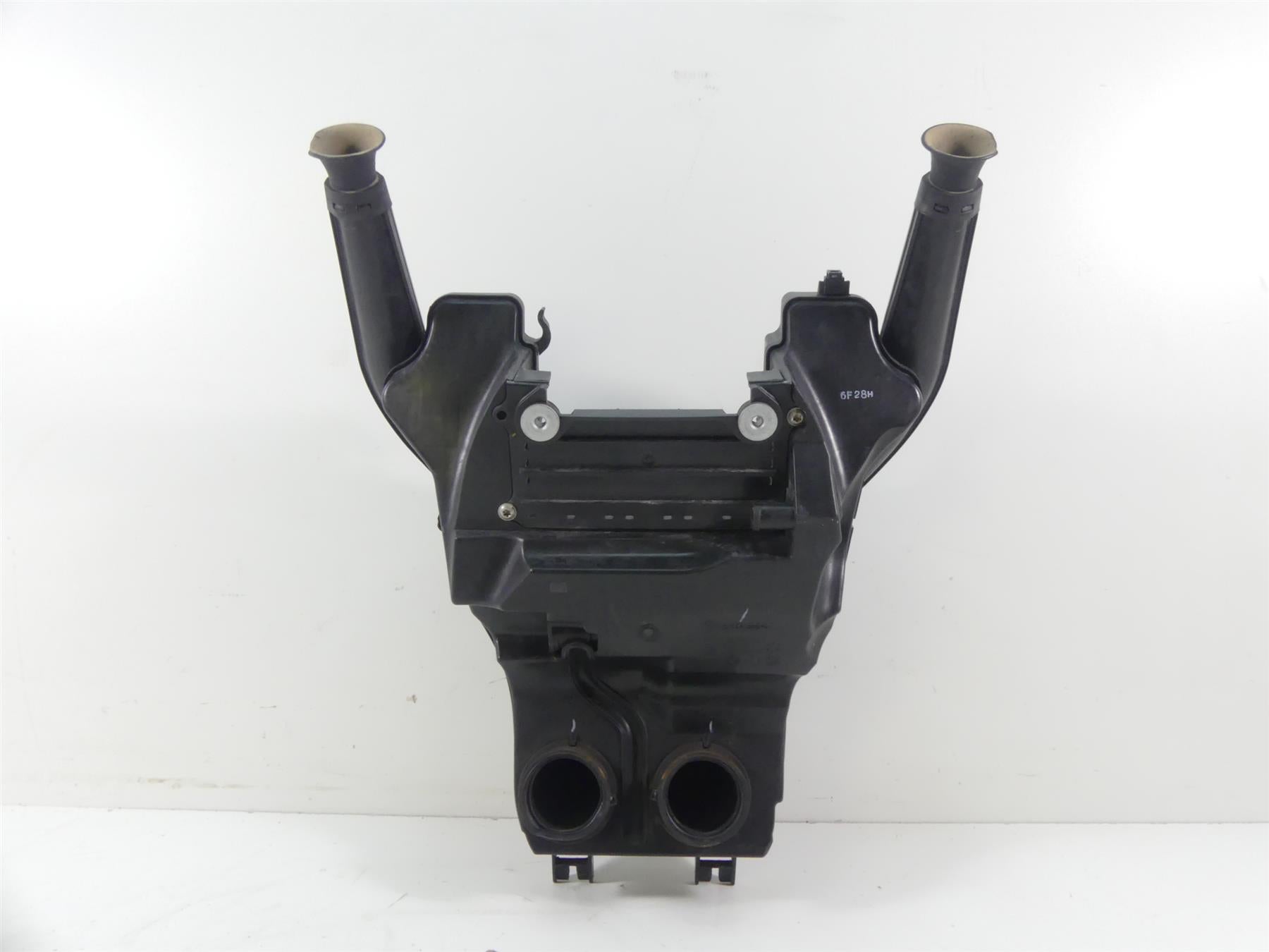 2017 BMW F800GS K72 Air Box Cleaner Breather Filter Intake Set 13718554886 {{ shop.shopifyCountryName }} - Mototech271