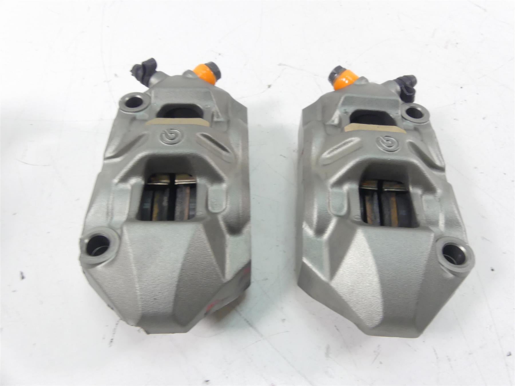 2018 Mv Agusta F3 800 RC Front Brembo Brake Calipers 8000B1541 8000B1540 {{ shop.shopifyCountryName }} - Mototech271