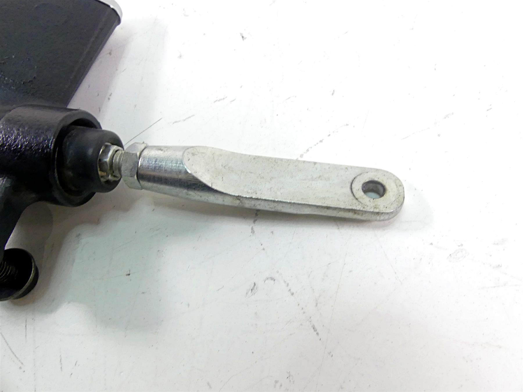2019 Indian Chieftain Classic Rear Brake Master Cylinder 5/8" Bore 1912864 {{ shop.shopifyCountryName }} - Mototech271