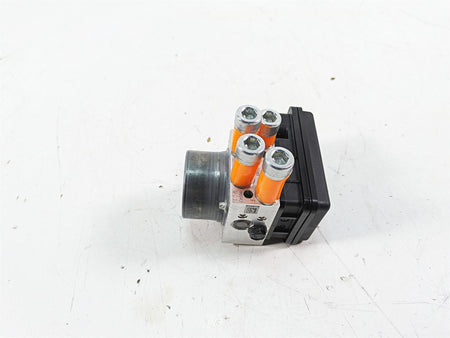 2018 Kawasaki ZX1002 Ninja H2 SX Abs Brake Pump Pressure Unit Module 16082-0789 {{ shop.shopifyCountryName }} - Mototech271
