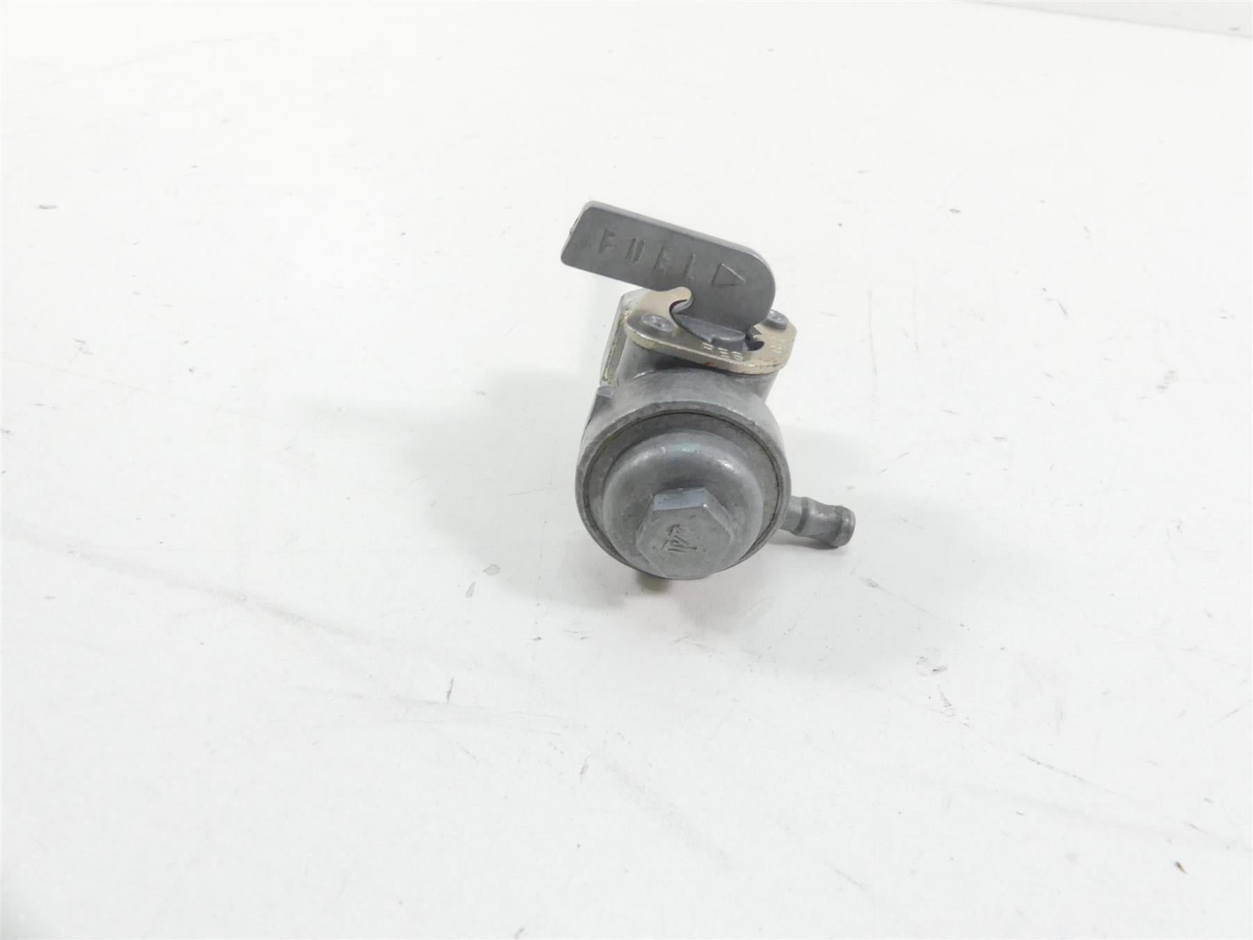 1977 Honda CB750 A Four Hondamatic Fuel Gas Petrol Petcock Valve 16950-393-005 {{ shop.shopifyCountryName }} - Mototech271