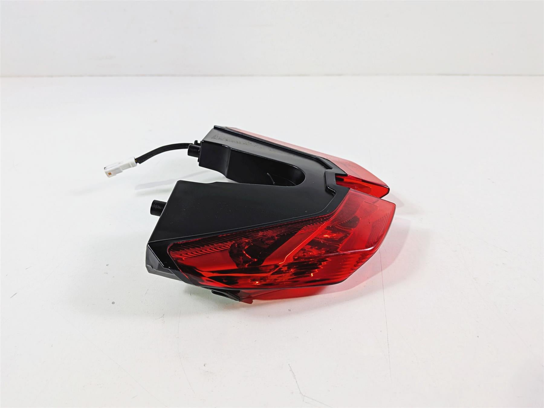 2016 Ducati Hypermotard 939 SP Taillight Tail Light Lamp & Wiring 52510452B-Mototech271