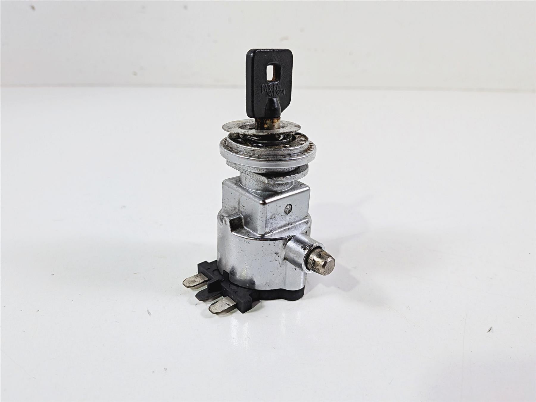 2007 Harley Dyna FXDB Street Bob Ignition Switch Steering Lock Key 71559-06C {{ shop.shopifyCountryName }} - Mototech271