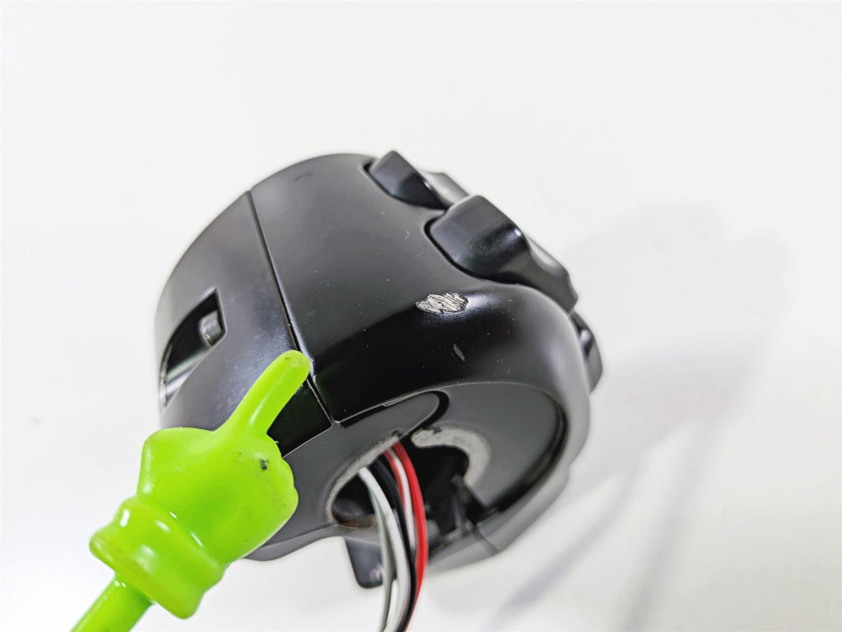 2017 Harley Touring FLHXS Street Glide Right Hand Control Switch 71500129C {{ shop.shopifyCountryName }} - Mototech271