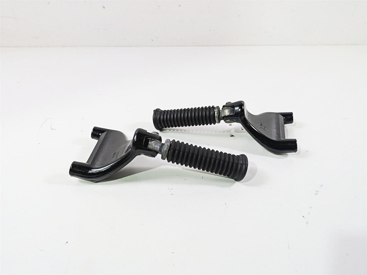 2007 Harley Sportster XL1200 C Rear Passenger Foot Peg Set 49314-04 49315-04 {{ shop.shopifyCountryName }} - Mototech271