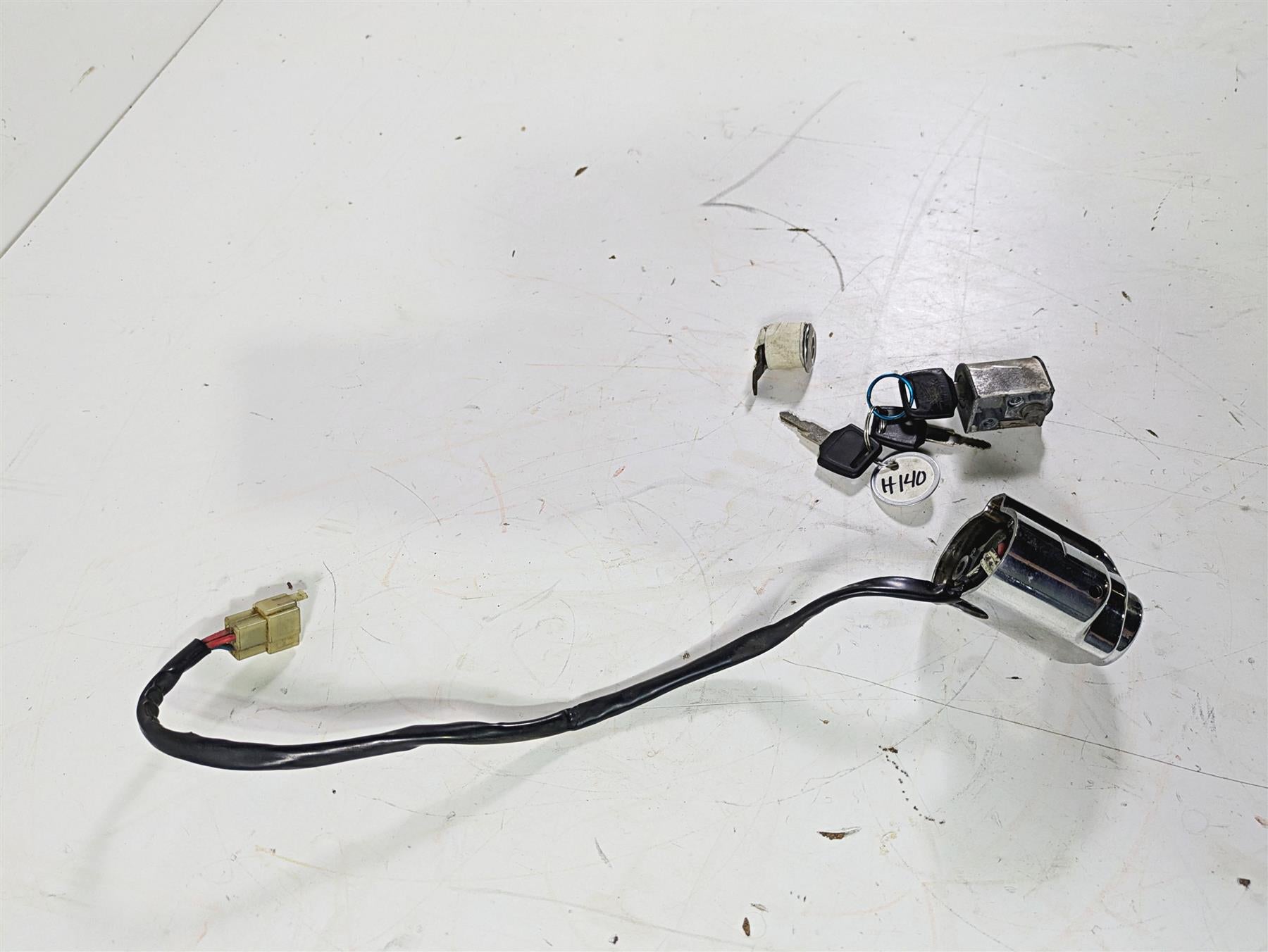 2002 Honda VT1100 Shadow Sabre Ignition Switch Key Lock Set 35010-MAA-A30 {{ shop.shopifyCountryName }} - Mototech271