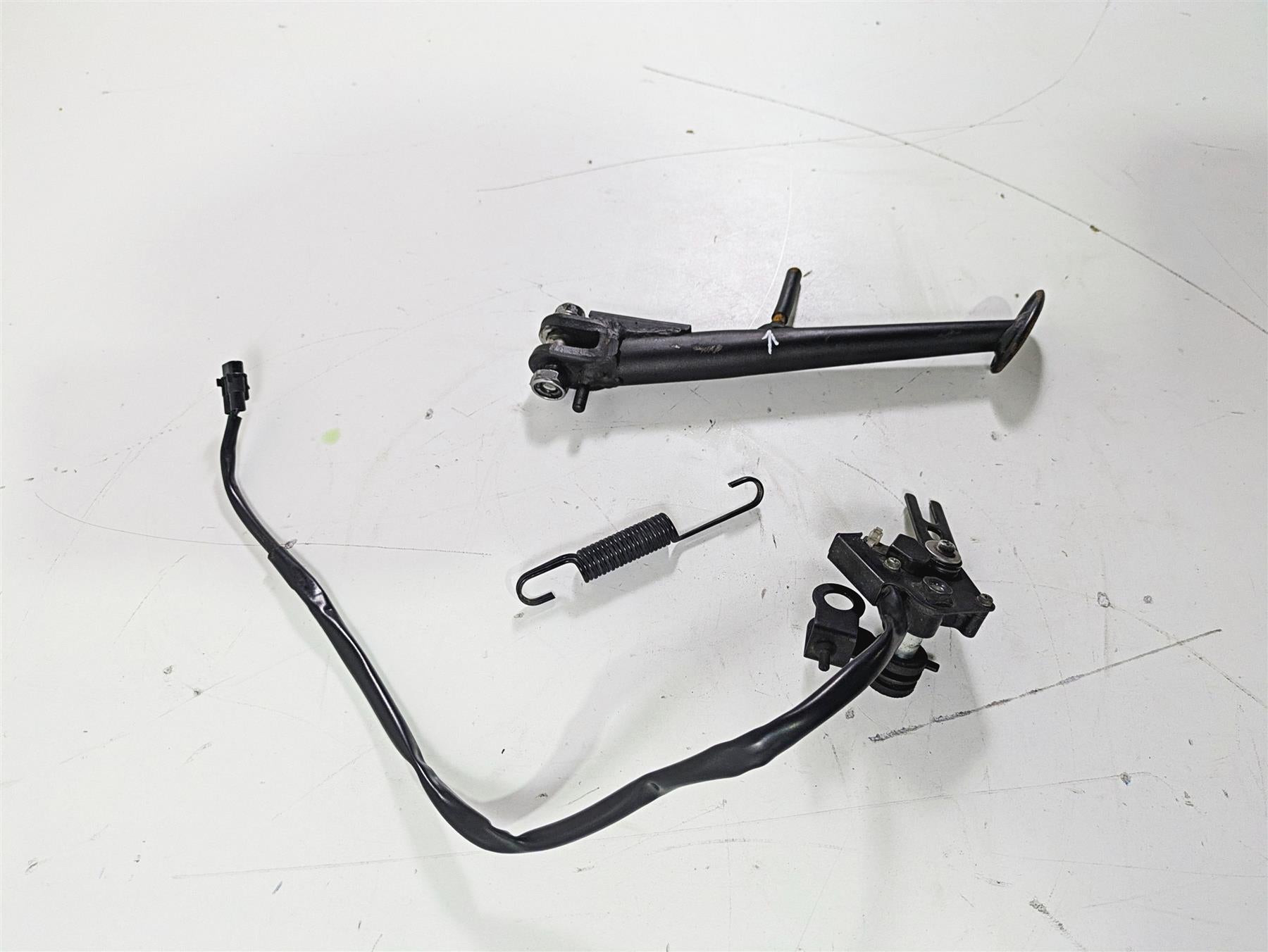 2022 Kawasaki ZR900RS Cafe Side Kickstand & Safety Switch Set 34024-0151-18R {{ shop.shopifyCountryName }} - Mototech271