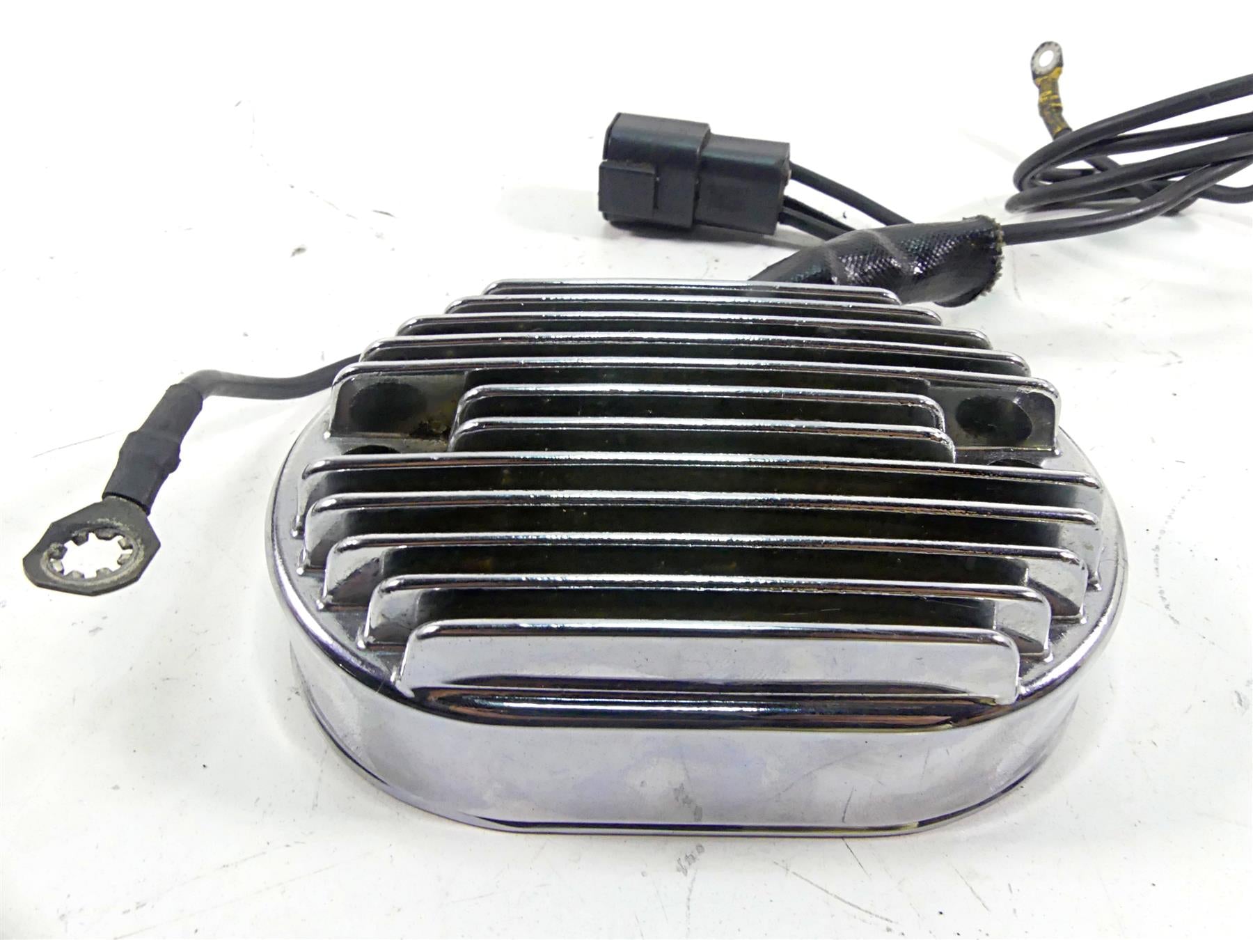 2002 Harley FLSTCI Softail Heritage Chrome Rectifier Voltage Regulator 74540-01 {{ shop.shopifyCountryName }} - Mototech271
