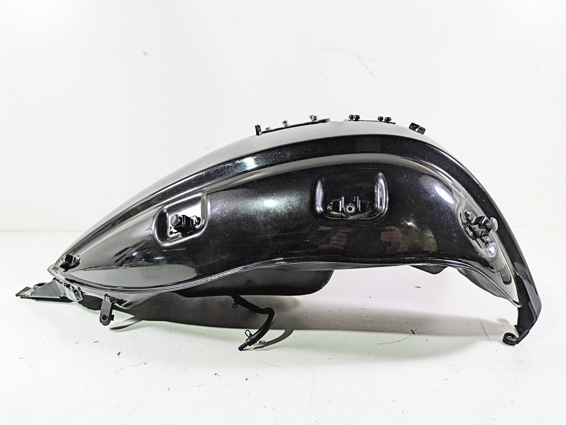 2014 Moto Guzzi California 1400 Touring Fuel Gas Petrol Tank 2B000147 {{ shop.shopifyCountryName }} - Mototech271