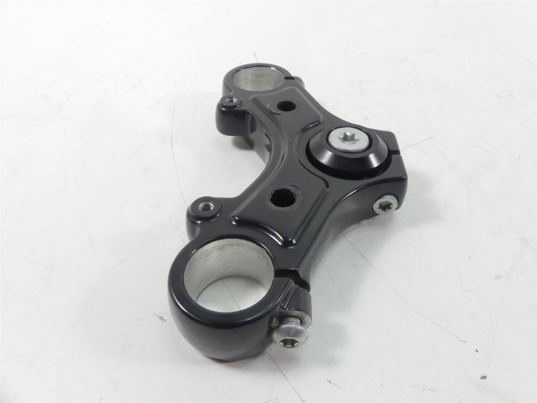 2019 Harley XL883 N Sportster Iron Upper Triple Tree Clamp 39mm 46758-07 {{ shop.shopifyCountryName }} - Mototech271