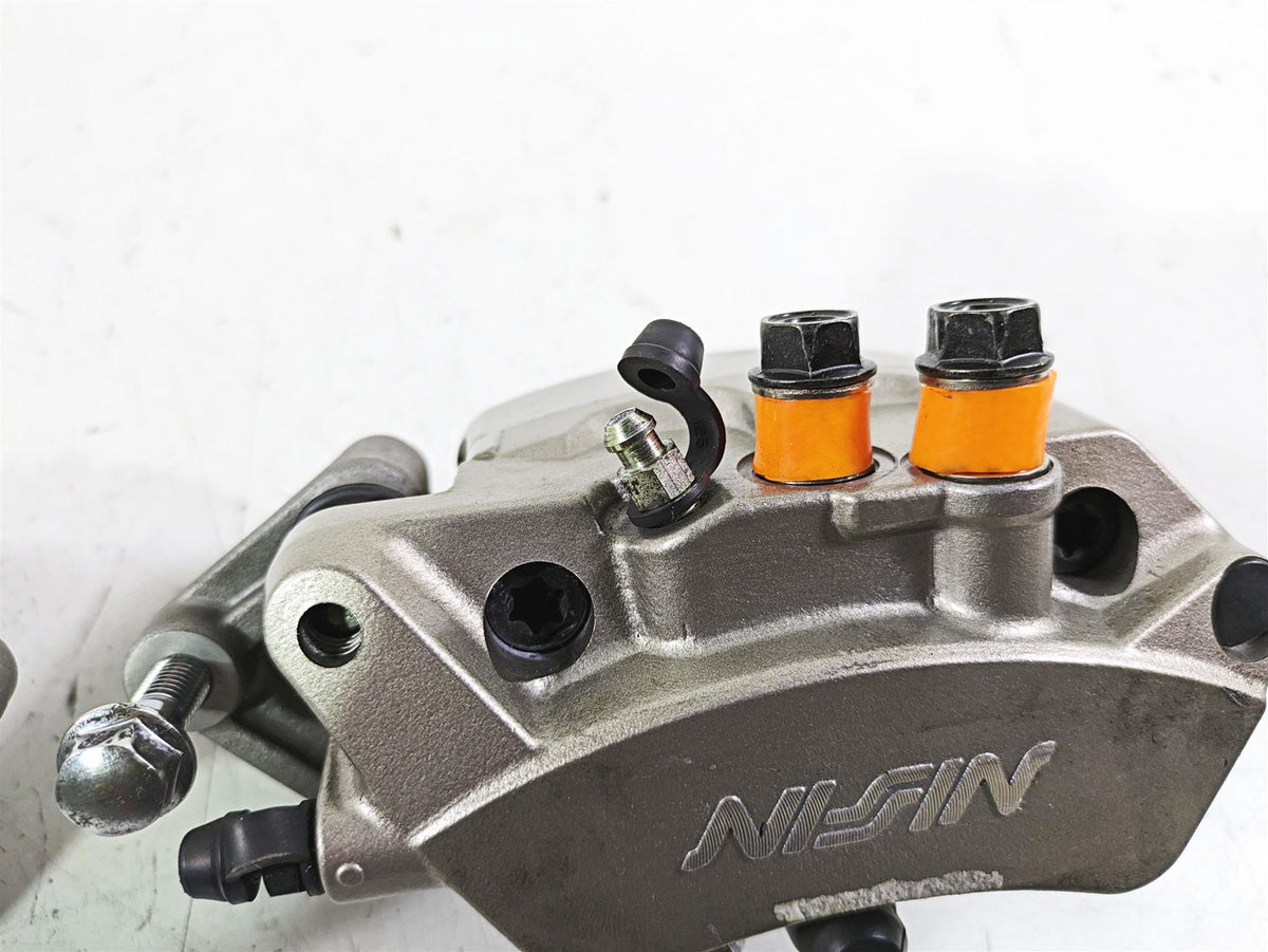 2002 Honda VTX1800 Retro Nissin Front Brake Caliper Set 45150-MCV-006 {{ shop.shopifyCountryName }} - Mototech271