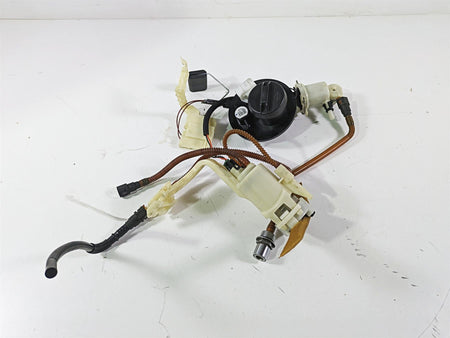2008 Harley Touring FLHTCU E-Glide 105TH Fuel Gas Petrol Pump 75069-08 {{ shop.shopifyCountryName }} - Mototech271