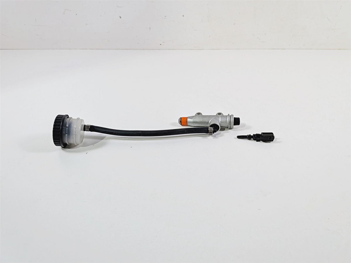 2023 BMW R nineT Scrambler K23 Brembo Rear Brake Master Cylinder 34318529423 {{ shop.shopifyCountryName }} - Mototech271