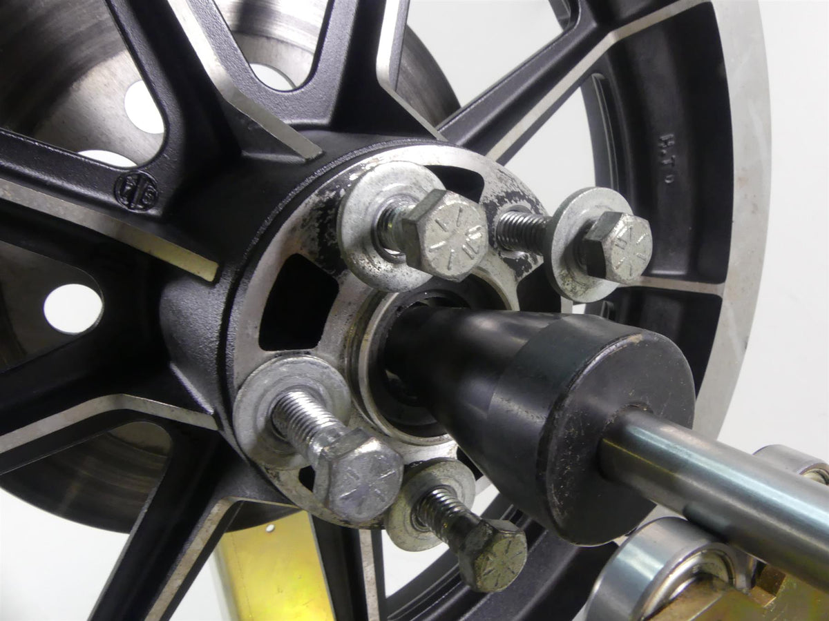 1995 Harley Dyna FXDL Low Rider Straight 9 Spoke Rear Wheel Rim 16x3 41015-86 {{ shop.shopifyCountryName }} - Mototech271