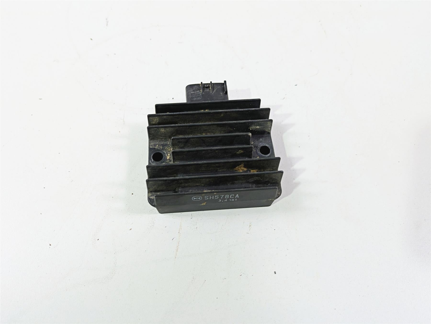 2010 Kawasaki 610 4x4 Mule Rectifier Voltage Regulator SH578CA 21066-0039 {{ shop.shopifyCountryName }} - Mototech271