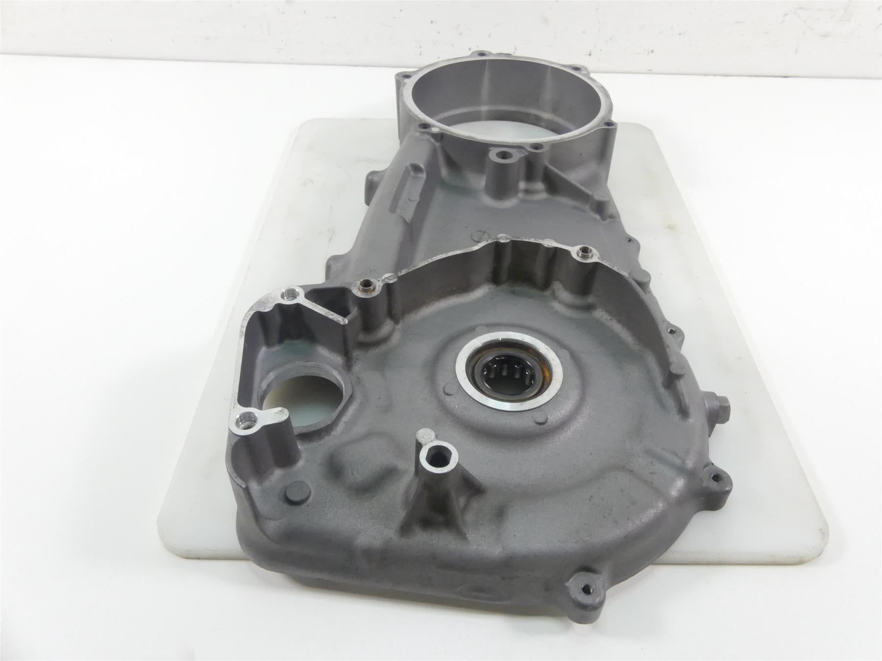 2009 Harley Dyna FXDF SE CVO Fat Bob Inner Primary Drive Clutch Cover 60681-06B {{ shop.shopifyCountryName }} - Mototech271