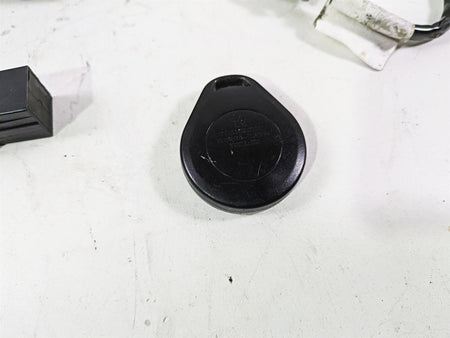 2011 Harley Touring FLHTCUSE CVO E-Glide Tssm Module Fob & Antenna 68924-07 {{ shop.shopifyCountryName }} - Mototech271