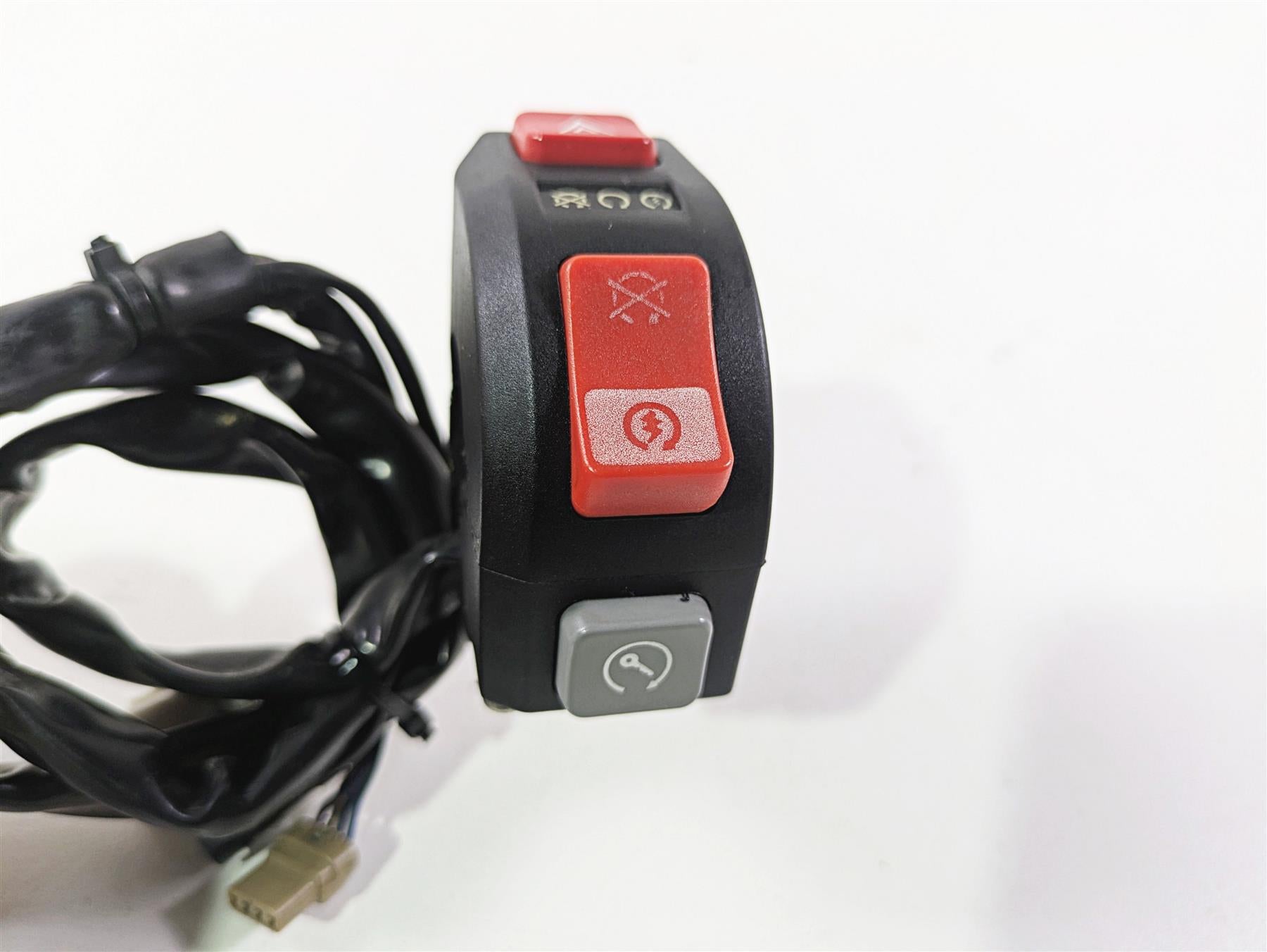 2018 KTM 1290 Super Duke R Right Hand Control Switch 61411174000 61411174100 {{ shop.shopifyCountryName }} - Mototech271