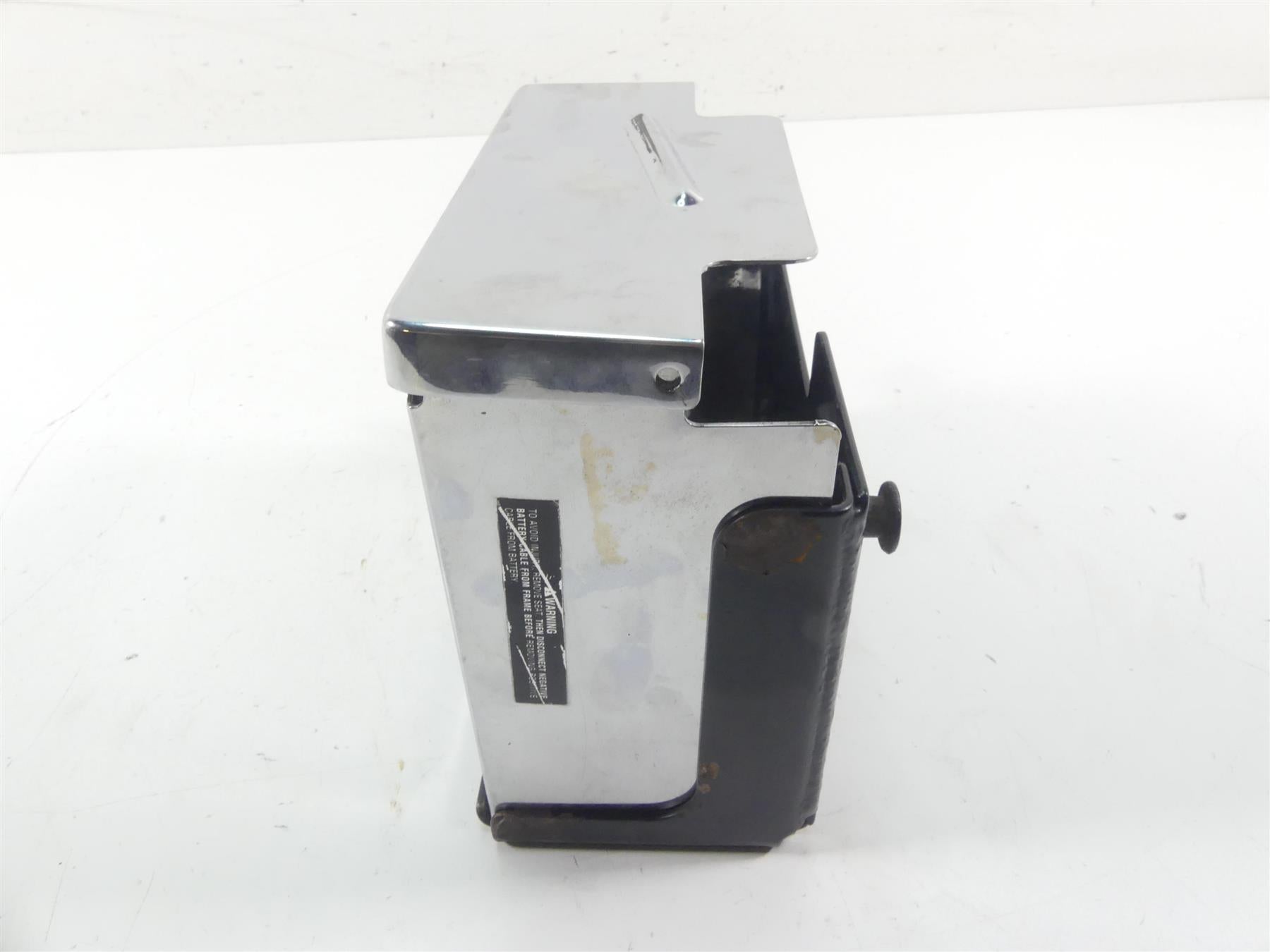 2003 Harley Dyna 100TH FXDL Low Rider Battery Box Stay & Chrome Cover 47132-97B {{ shop.shopifyCountryName }} - Mototech271