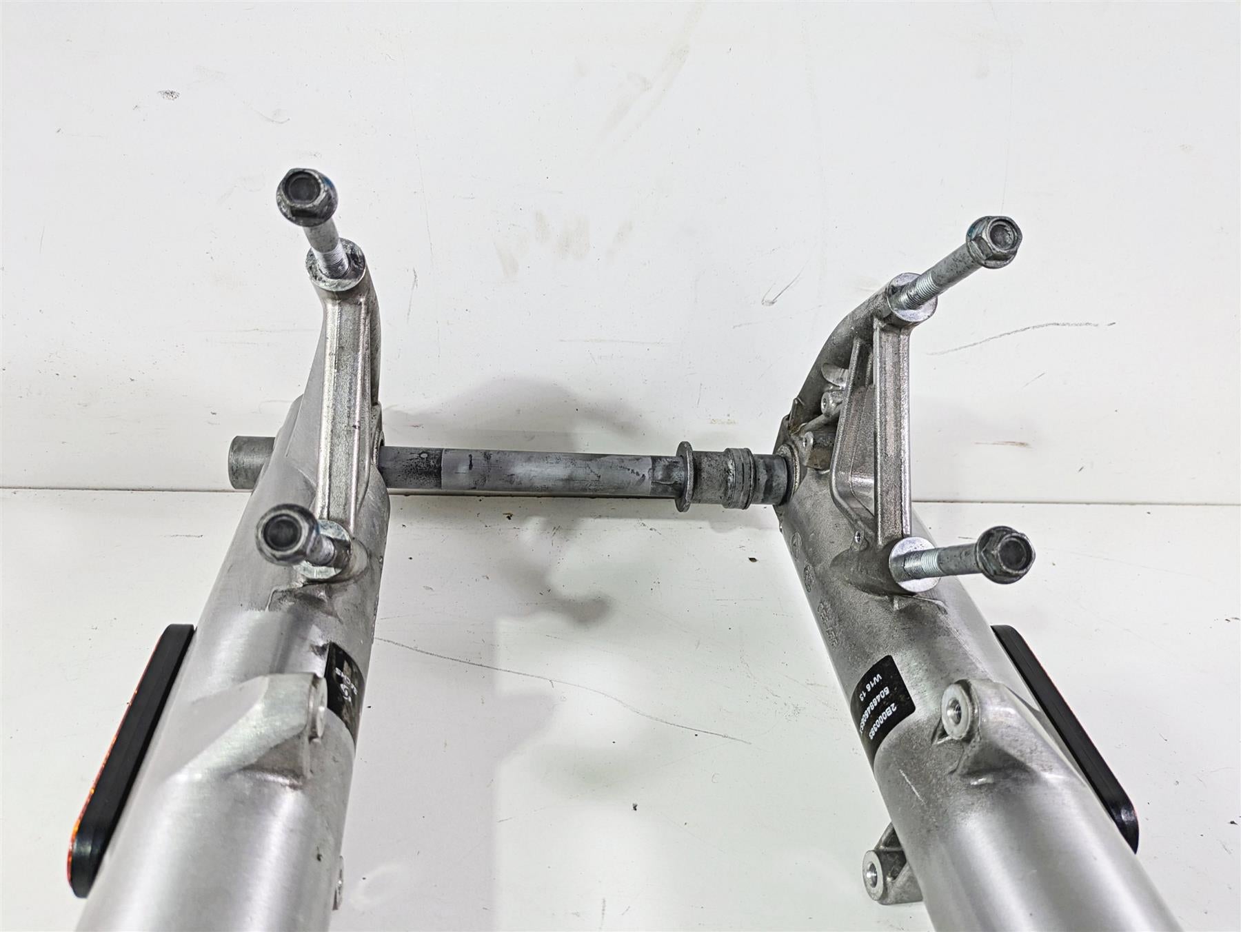 2014 Moto Guzzi California 1400 Touring Front Fork Assembly R 887512 L 887513 {{ shop.shopifyCountryName }} - Mototech271