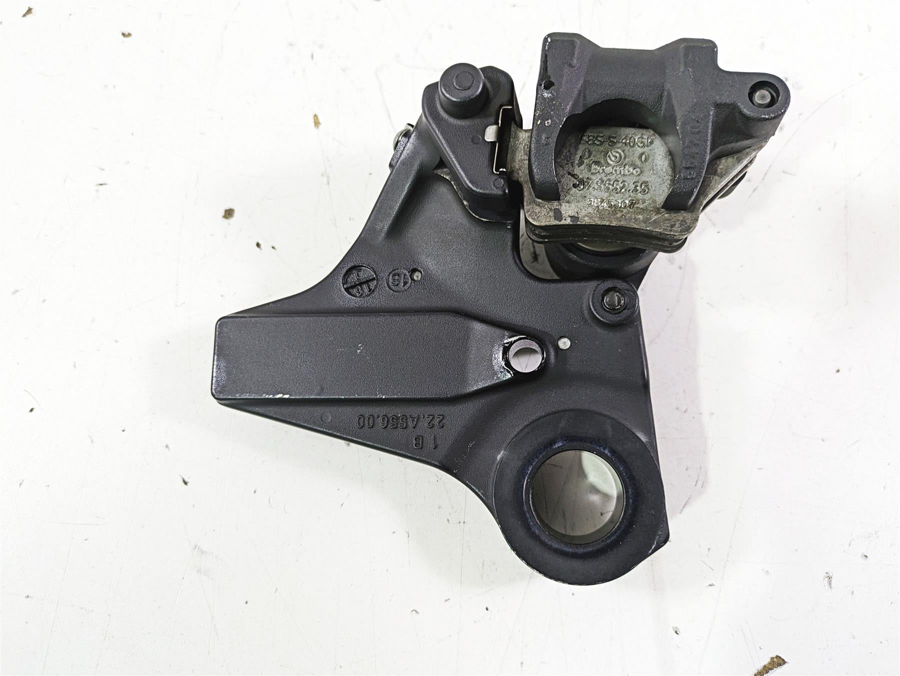 2017 BMW S1000R K47 Rear Brembo Brake Caliper + Bracket 34217718562 {{ shop.shopifyCountryName }} - Mototech271