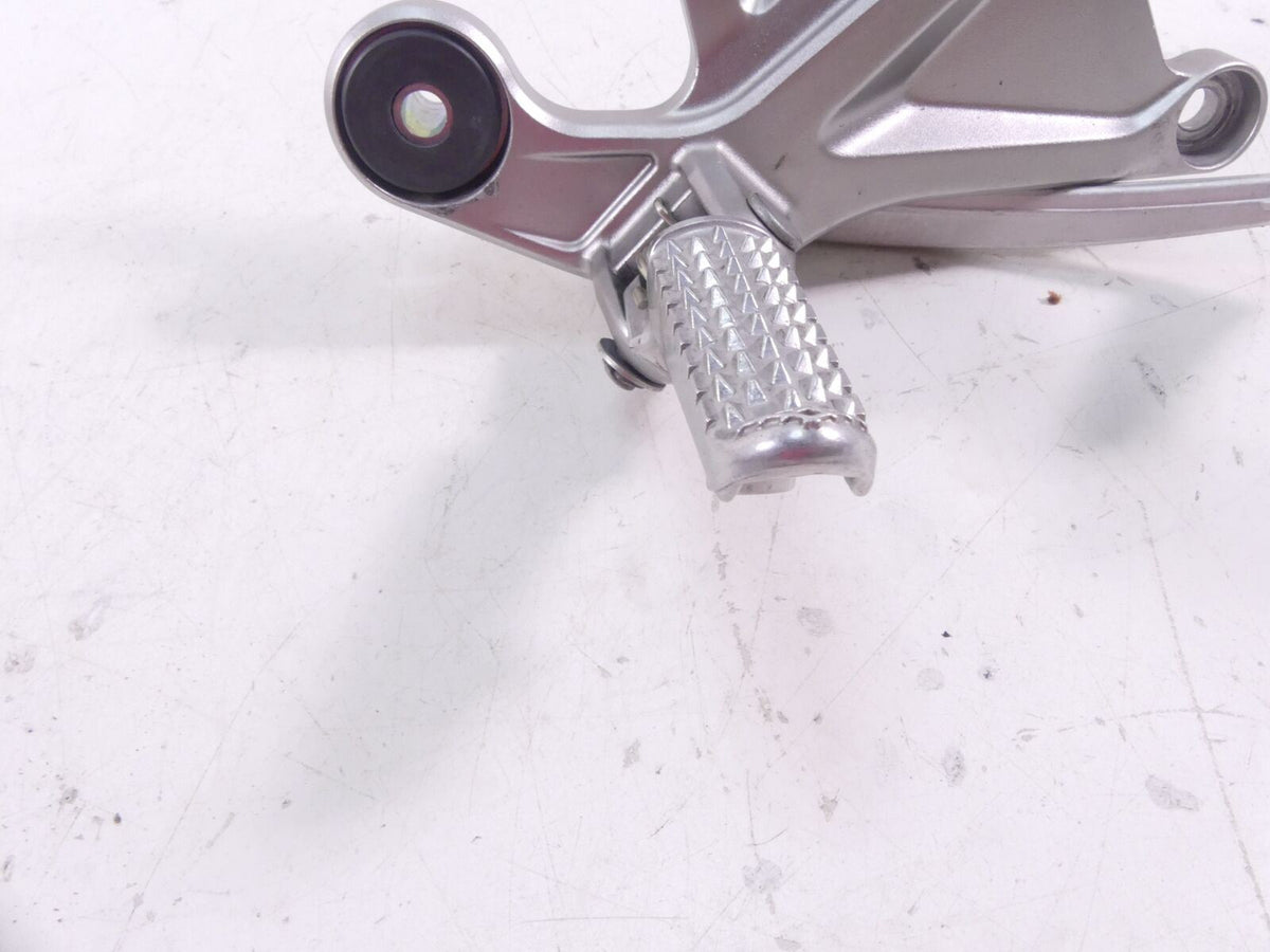 2014 Honda CBR1000 SP Fireblade Right Front Footpeg Brake Pedal 50600-MGPD60 {{ shop.shopifyCountryName }} - Mototech271