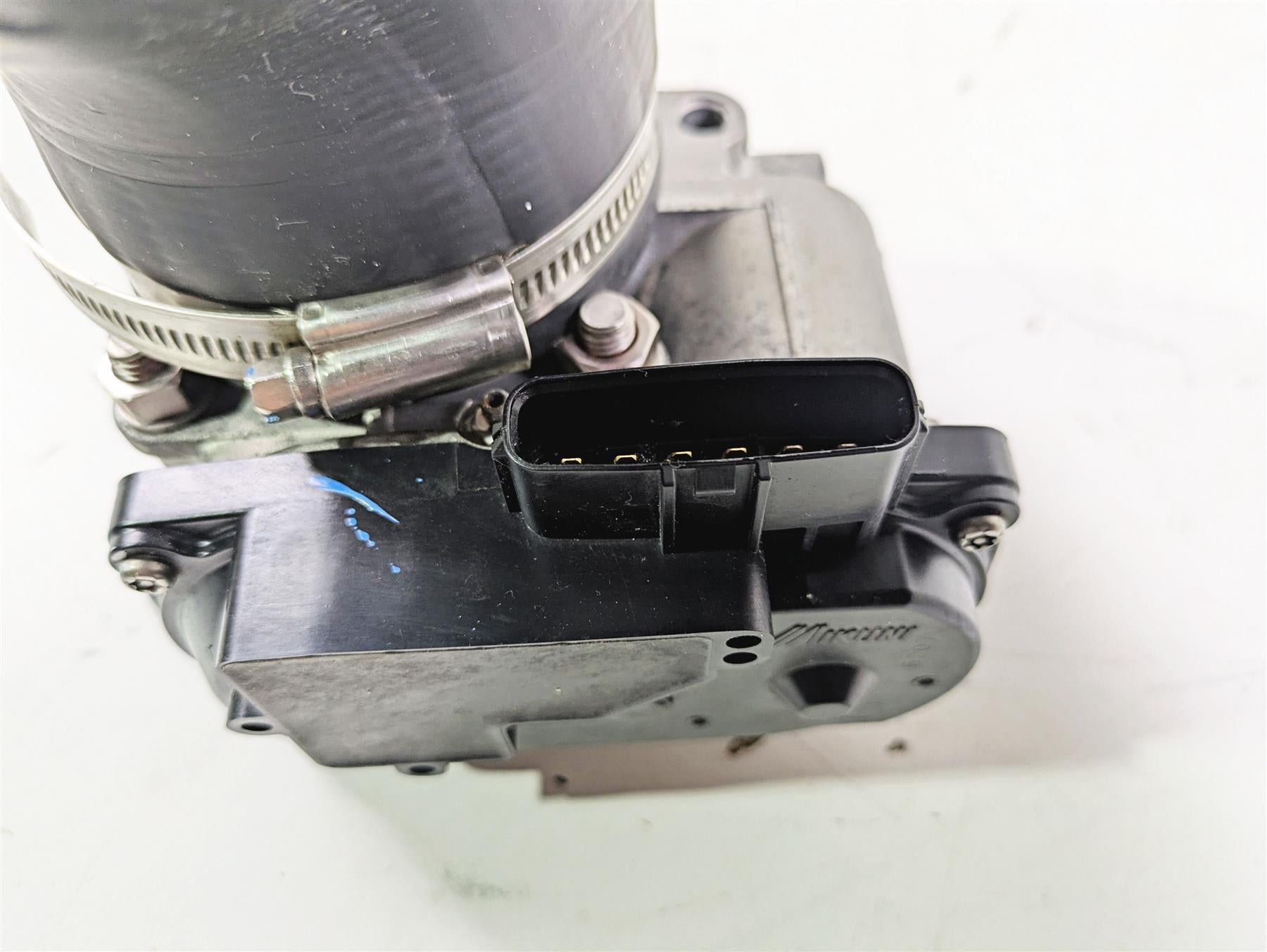2017 Kawasaki Ultra 310X Mikuni Throttle Body 16163-3717 16163-1168 {{ shop.shopifyCountryName }} - Mototech271