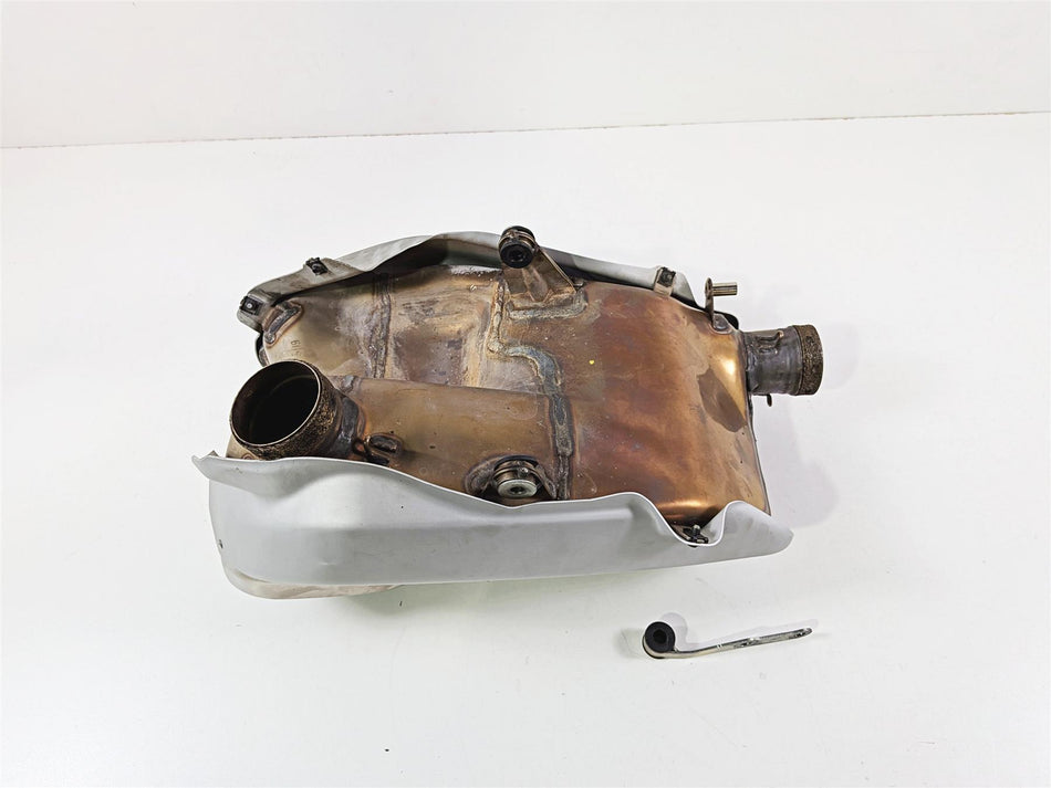 2019 Ducati Panigale V4S V4 S Corse Exhaust Muffler Pipe Silencer 57414344A {{ shop.shopifyCountryName }} - Mototech271