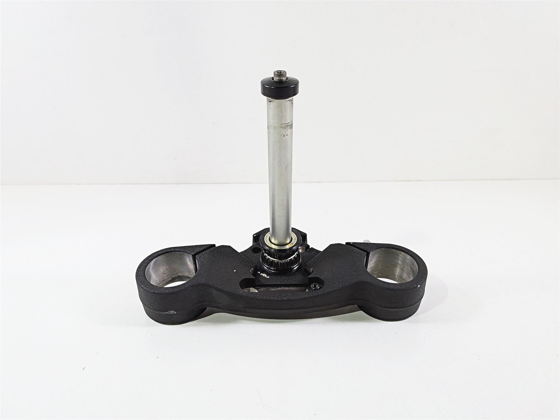 2022 Harley Softail FXLRST Low Rider Lower Triple Tree Steering Clamp 45900260B {{ shop.shopifyCountryName }} - Mototech271