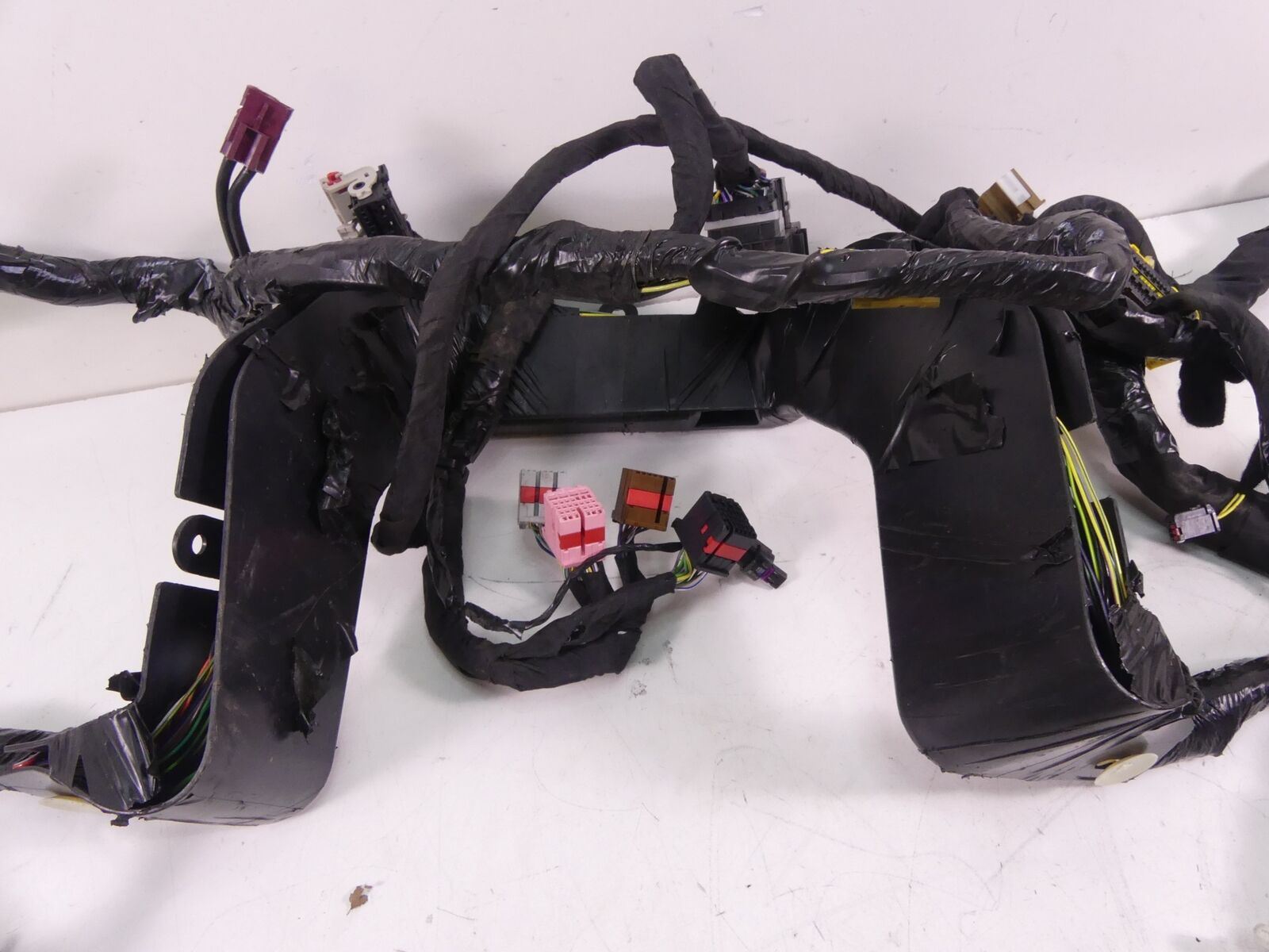 2020 Vanderhall Venice BlackJack Main Wiring Harness For Parts - Read 33390144 {{ shop.shopifyCountryName }} - Mototech271