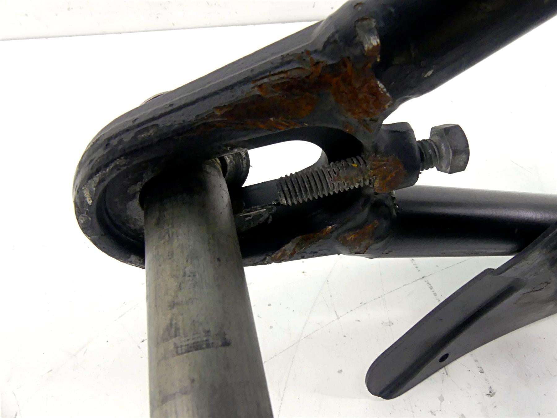 2013 Harley Softail FLSTFB Fat Boy Lo Rear Swing Arm Swing Arm 47573-11BYM {{ shop.shopifyCountryName }} - Mototech271