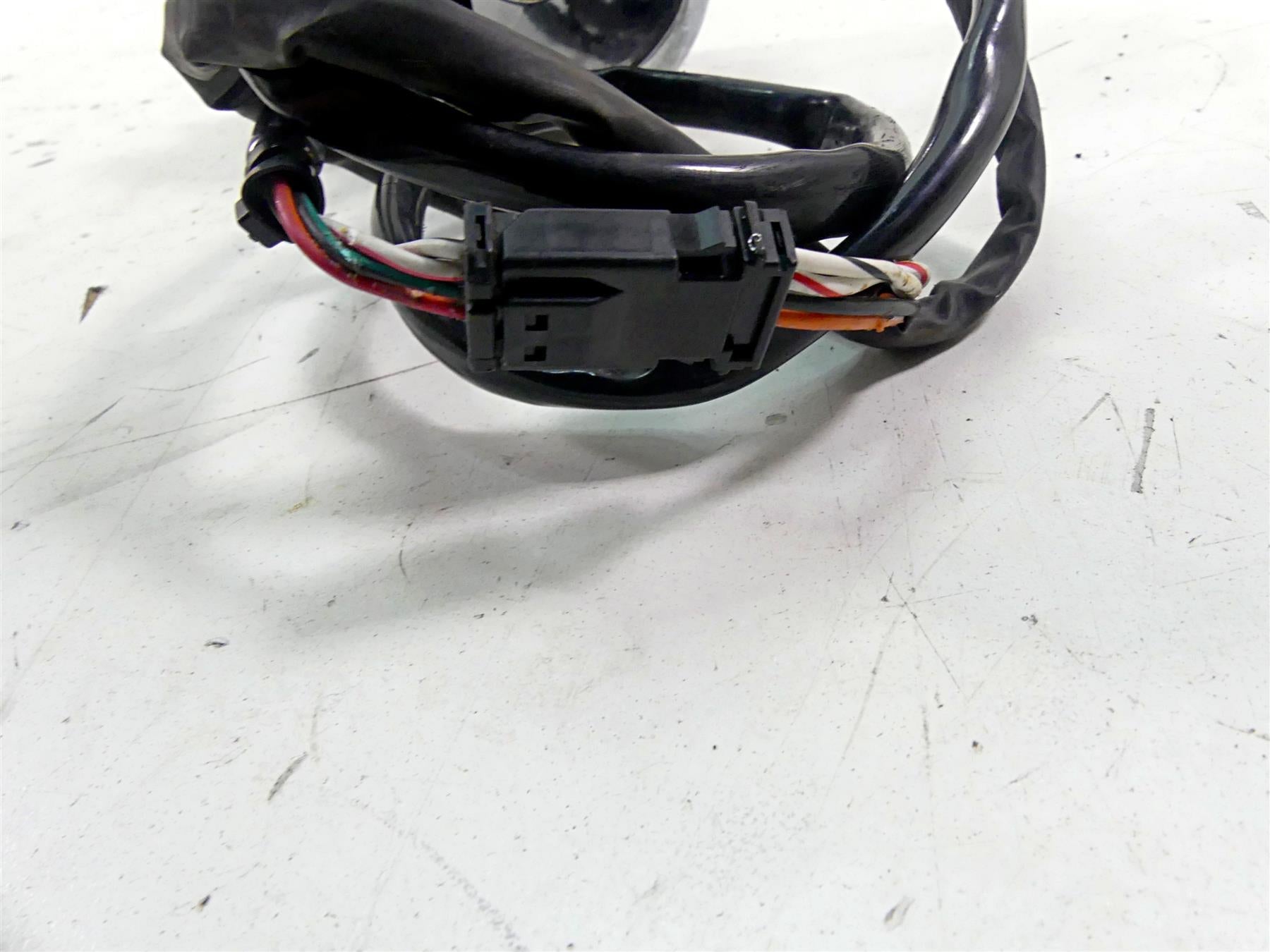 2015 Harley Touring FLHXS Street Glide Chrome Left Hand Control Switch 71500128B {{ shop.shopifyCountryName }} - Mototech271