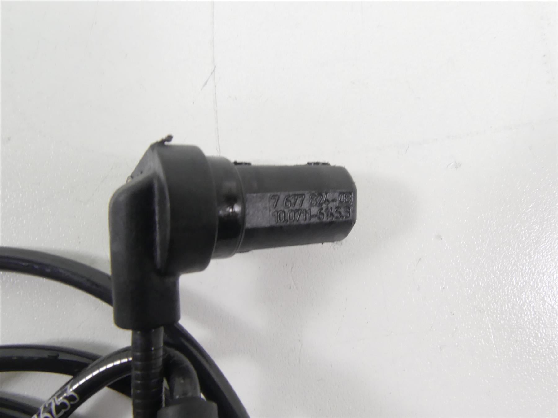 2016 BMW R nineT R9T K21 Rear Abs Brake Wheel Speed Sensor 34527677824 {{ shop.shopifyCountryName }} - Mototech271