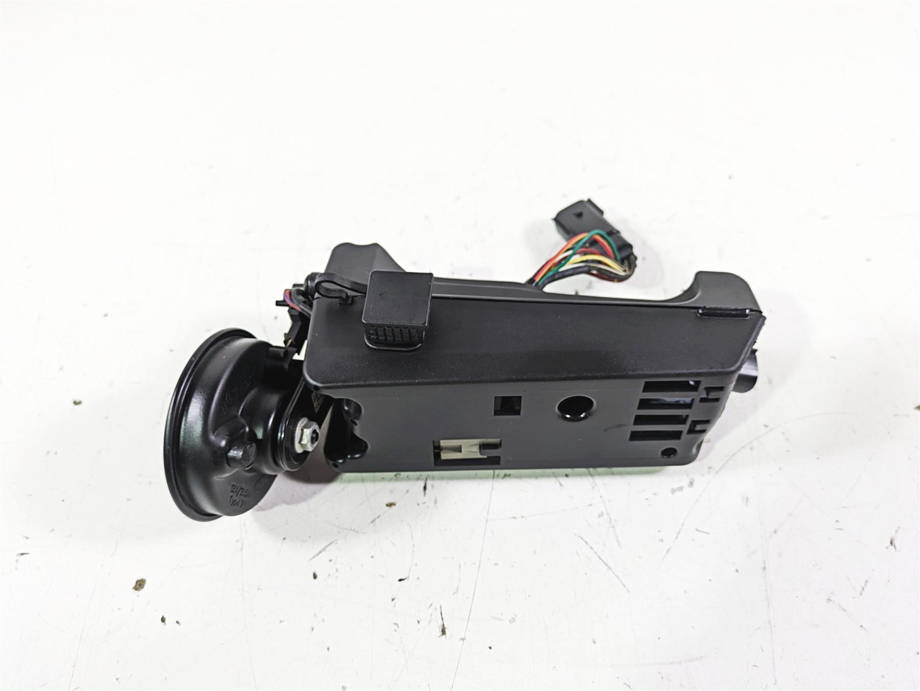 2021 Harley Softail FLSL Slim Horn & The Wiring Box 69201654 69000095 {{ shop.shopifyCountryName }} - Mototech271