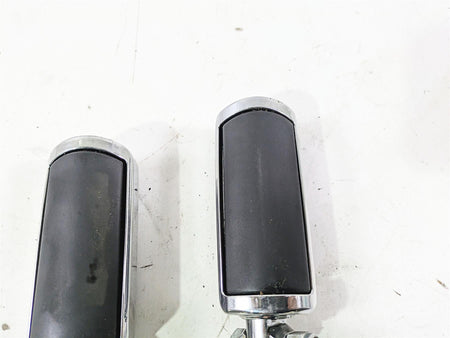 2004 Harley Softail FLSTF Fat Boy Rear Willie G Skull Footpeg Set -Read 50370-04 {{ shop.shopifyCountryName }} - Mototech271