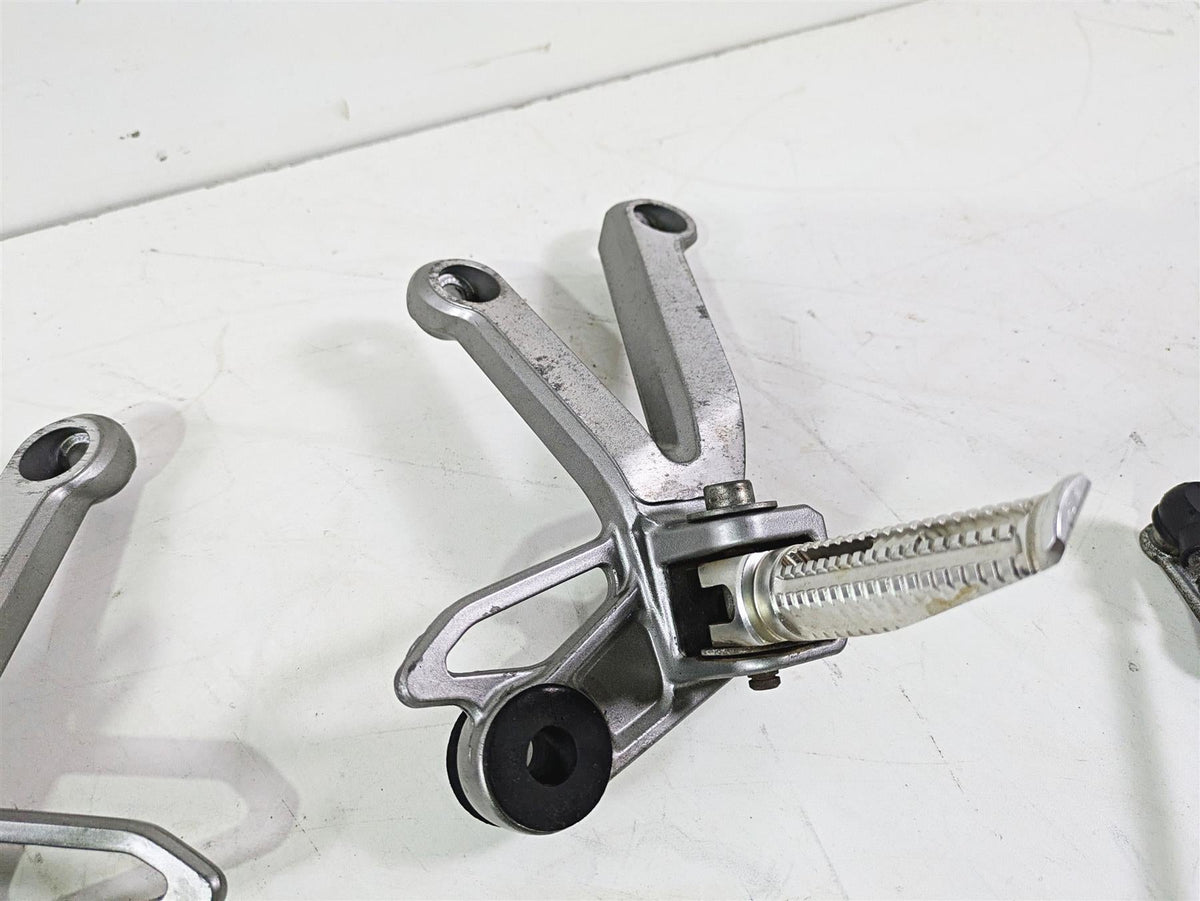 2003 Suzuki GSF1200 Bandit Foot Peg Rest + Shifter & Brake Lever Set 43511-26E02 {{ shop.shopifyCountryName }} - Mototech271