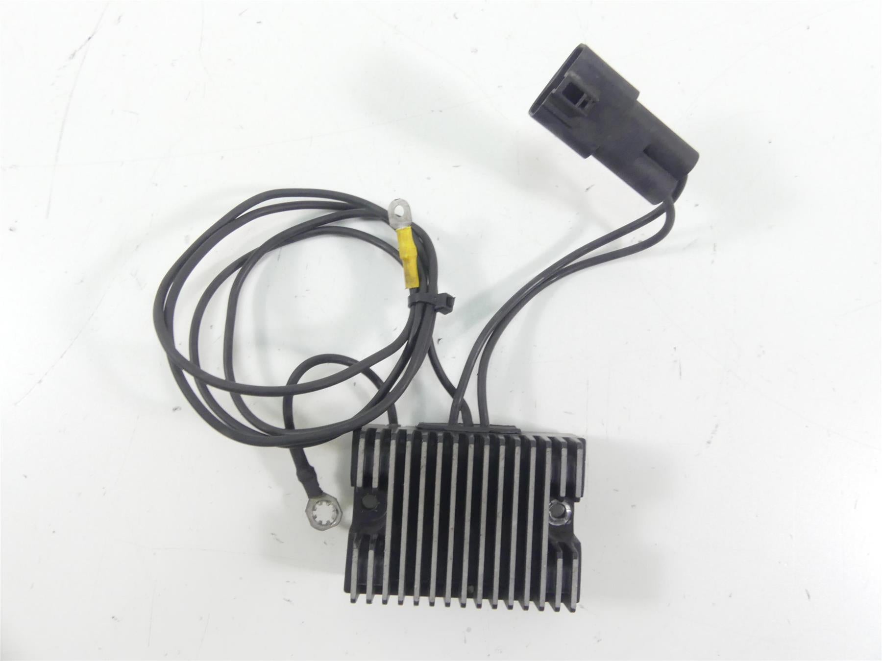 2003 Harley Dyna 100TH FXDL Low Rider Rectifier Voltage Regulator 74518-99A {{ shop.shopifyCountryName }} - Mototech271