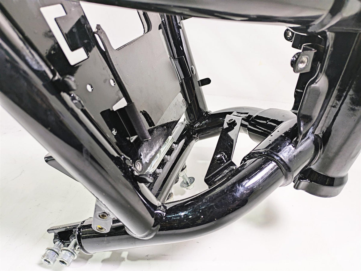 2006 Harley VRSCR Street V-Rod Straight Main Frame Chassis With Clean Ohio Title 48204-08 {{ shop.shopifyCountryName }} - Mototech271