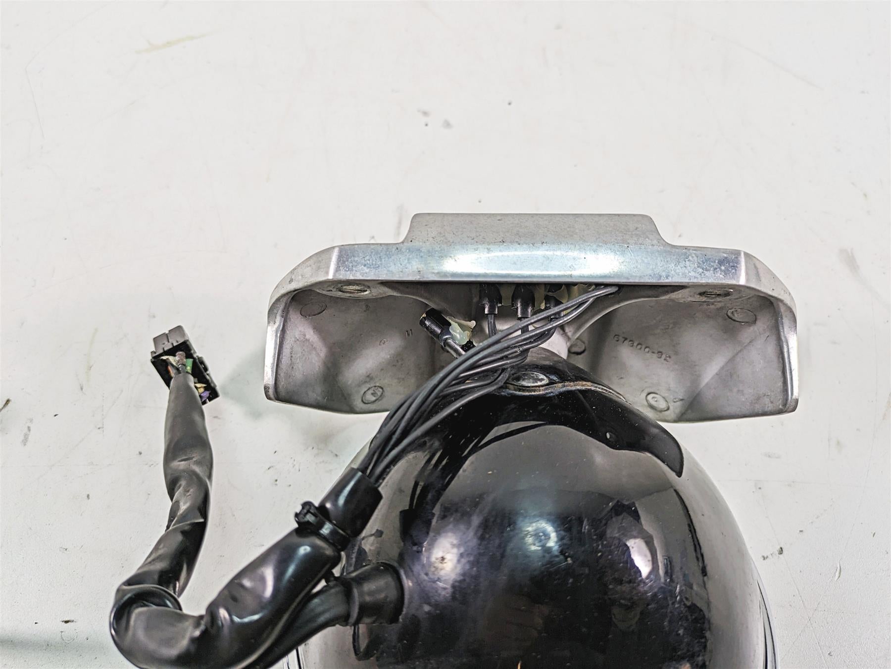 1999 Harley Dyna FXDL Low Rider Headlight Head Light & Visor -Read 67733-91A {{ shop.shopifyCountryName }} - Mototech271