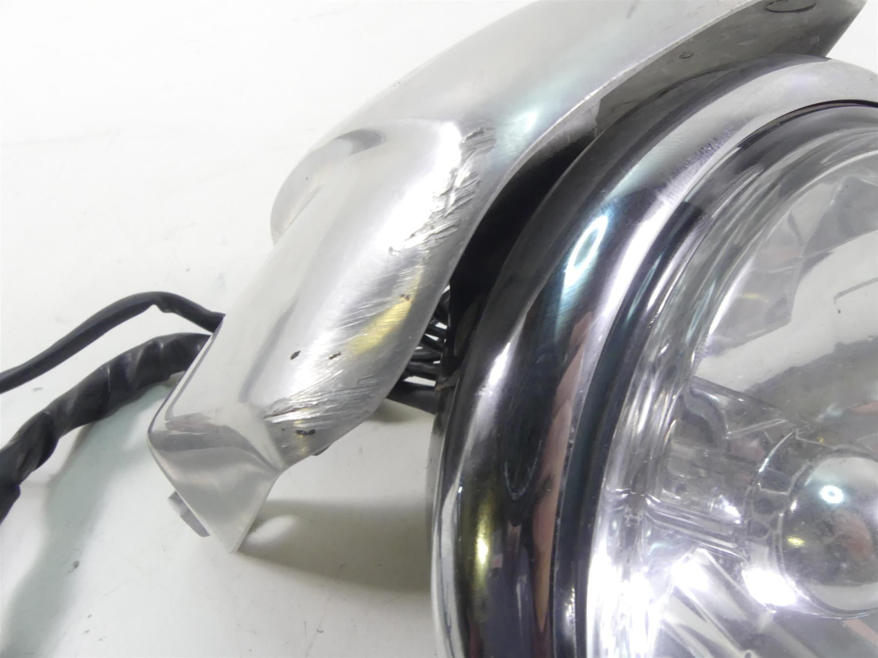 1993 Harley Dyna FXDL Low Rider Headlight Head Light & Indicator Lights 67730-91 {{ shop.shopifyCountryName }} - Mototech271