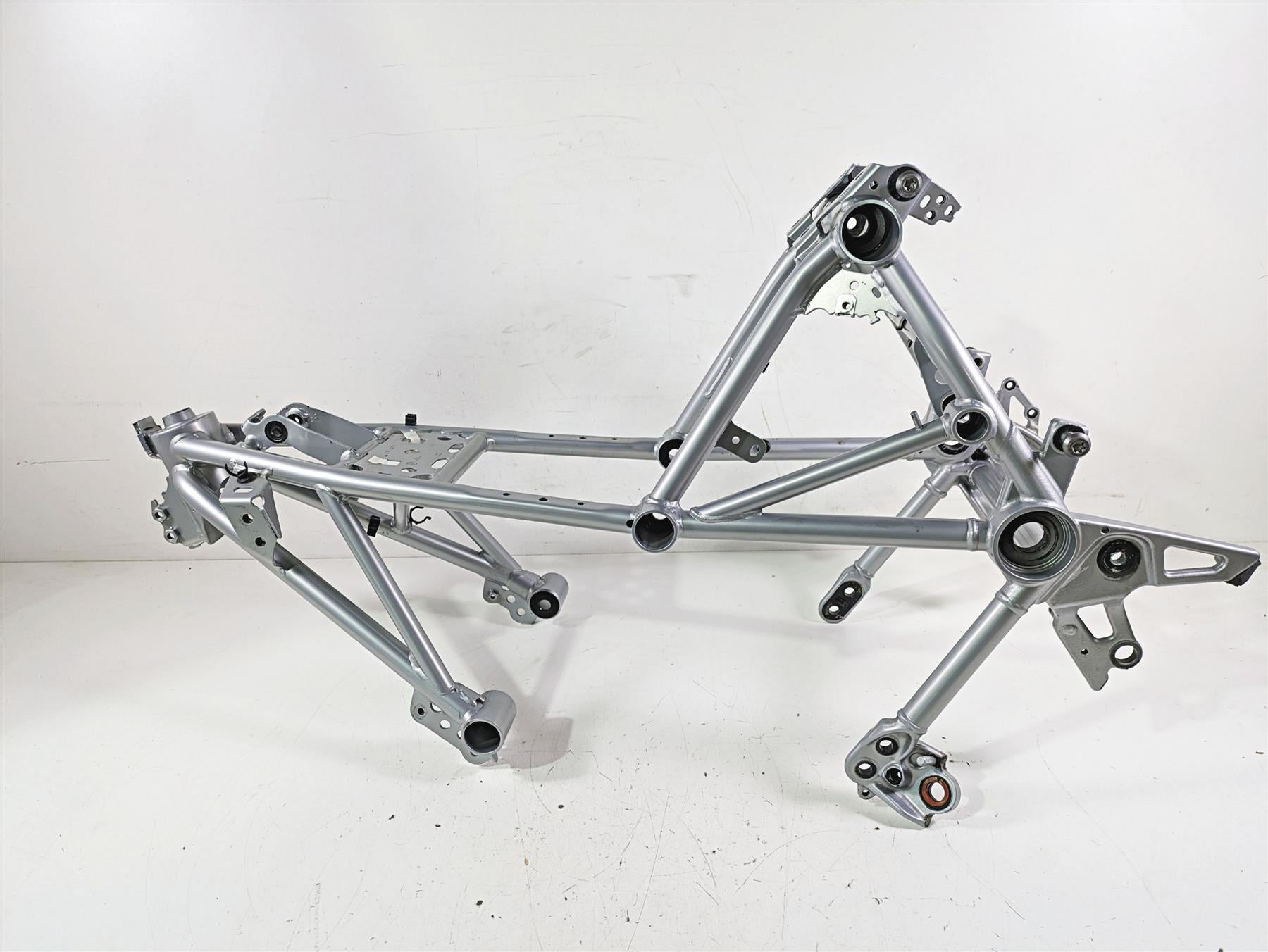 2014 BMW R1200 RT RTW K52 Straight Main Frame Chassis With Clean Tennessee Title 46518550716 46518387840 {{ shop.shopifyCountryName }} - Mototech271