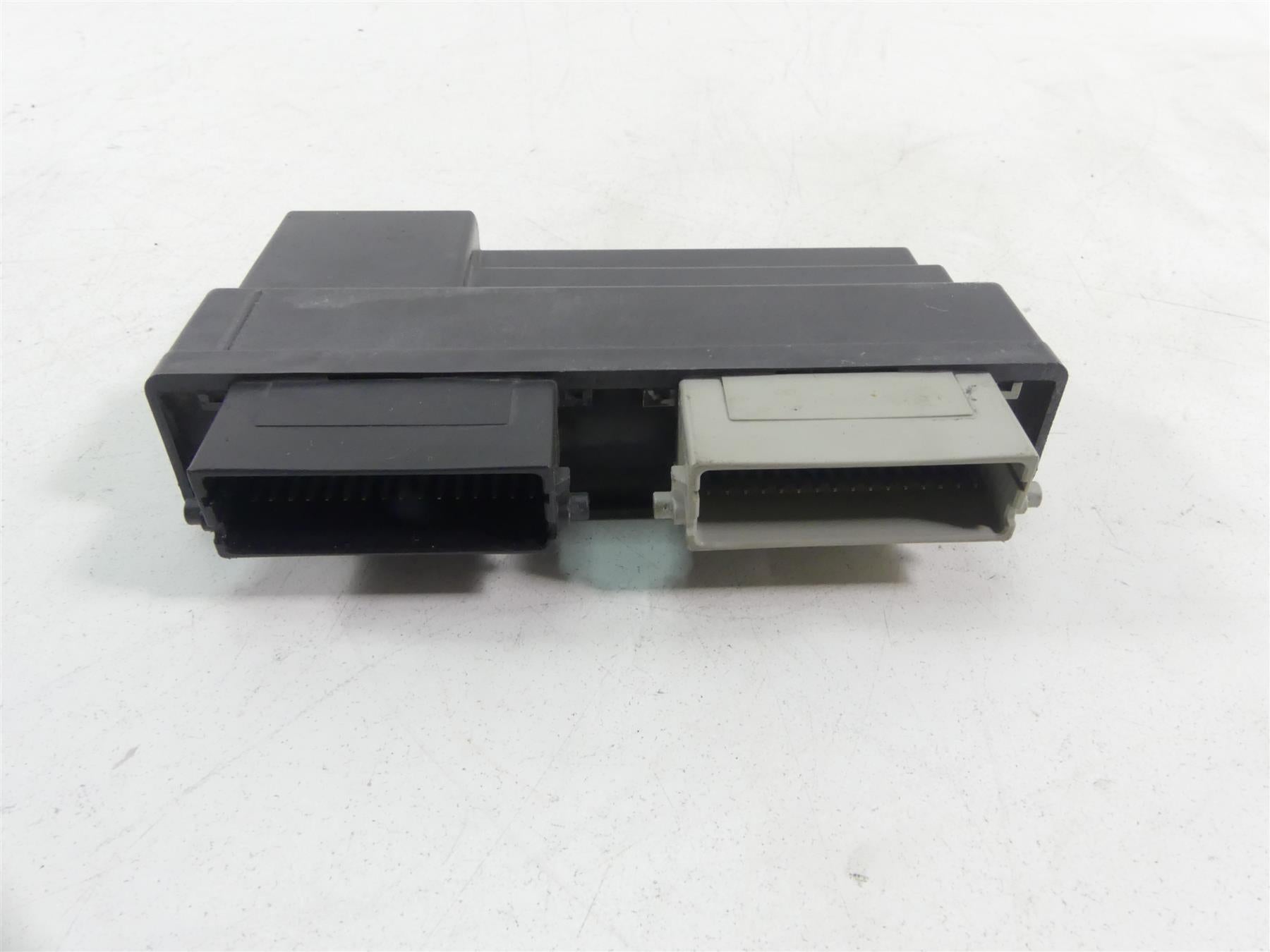 2004 Honda CBR1000RR SC57 Cdi Ecu Ecm Engine Control Module 38770-MEL-672 {{ shop.shopifyCountryName }} - Mototech271