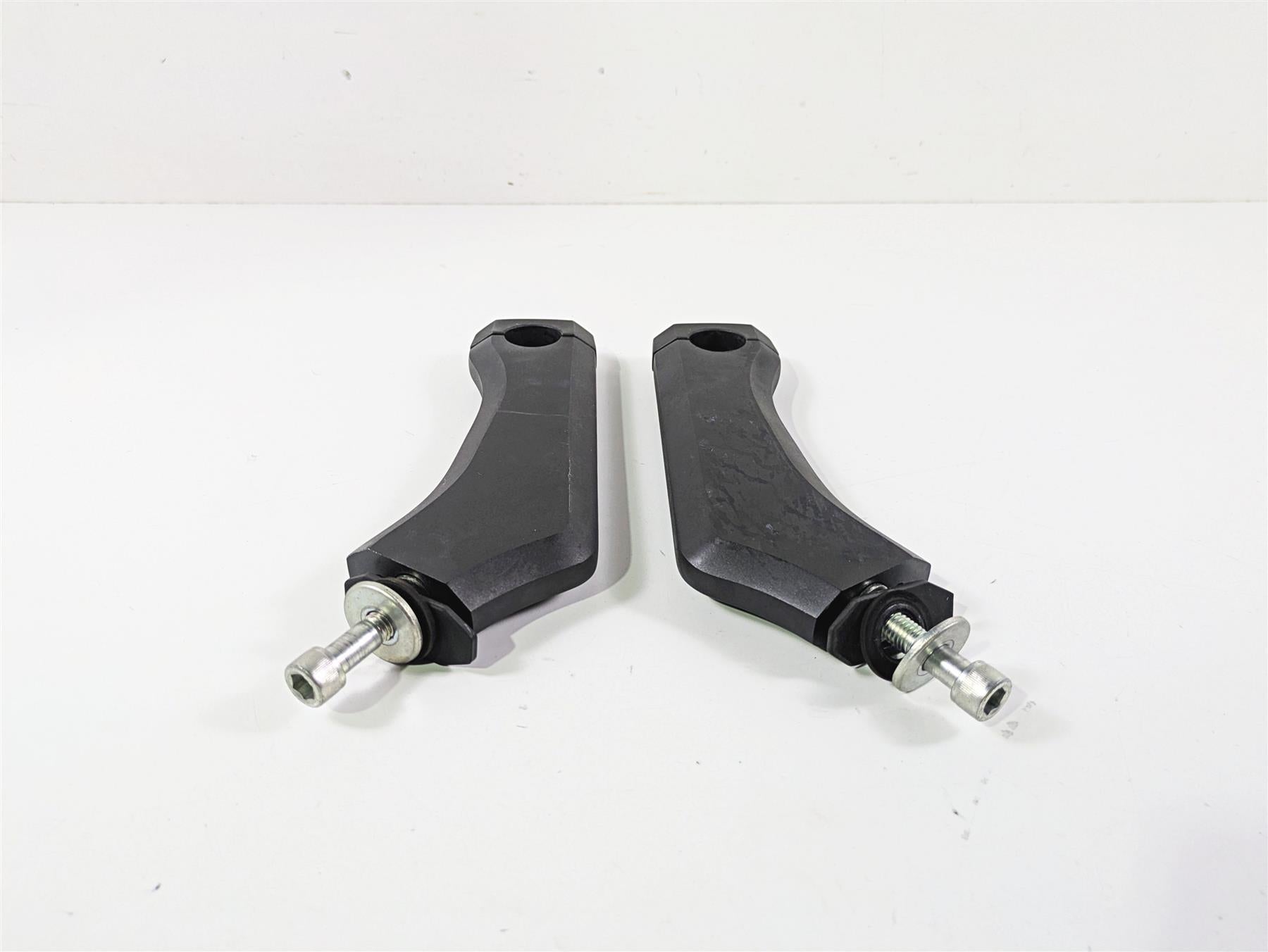 2019 Suzuki M109R VZR1800 Boulevard Handlebar Holder Risers 9" 56224-48G30 {{ shop.shopifyCountryName }} - Mototech271