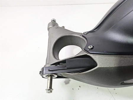 2019 Triumph Speed Triple RS 1050 Rear Swingarm & Axle Set T2059502 T2010257 {{ shop.shopifyCountryName }} - Mototech271