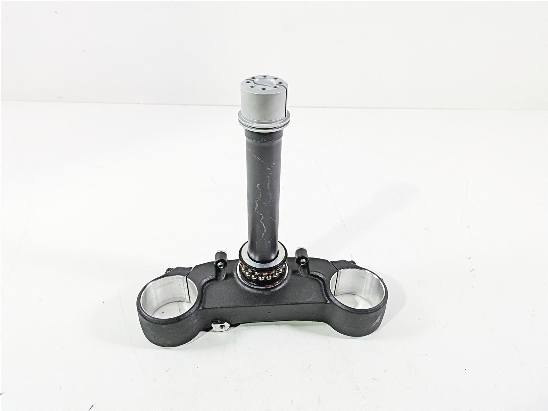 2023 Ducati Monster 937 SP Lower Triple Tree Steering Clamp 342P1241AA {{ shop.shopifyCountryName }} - Mototech271