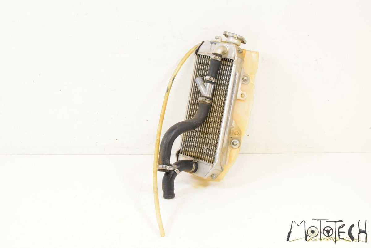 2007 Kawasaki KX250F KX250 F Right Coolant Radiator w/ Shroud TWISTED 39061-0074 {{ shop.shopifyCountryName }} - Mototech271