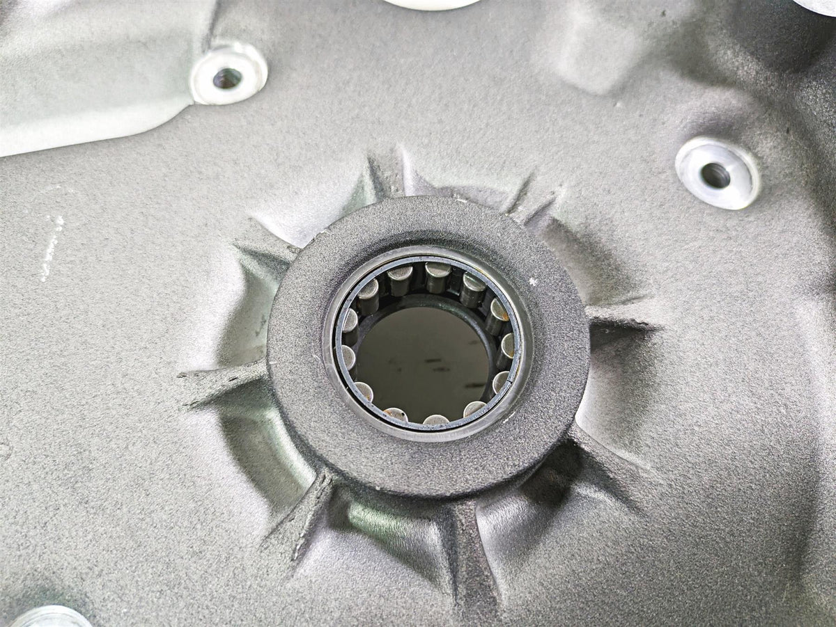2012 Harley FLD Dyna Switchback Inner Primary Drive Clutch Cover 60681-06C {{ shop.shopifyCountryName }} - Mototech271