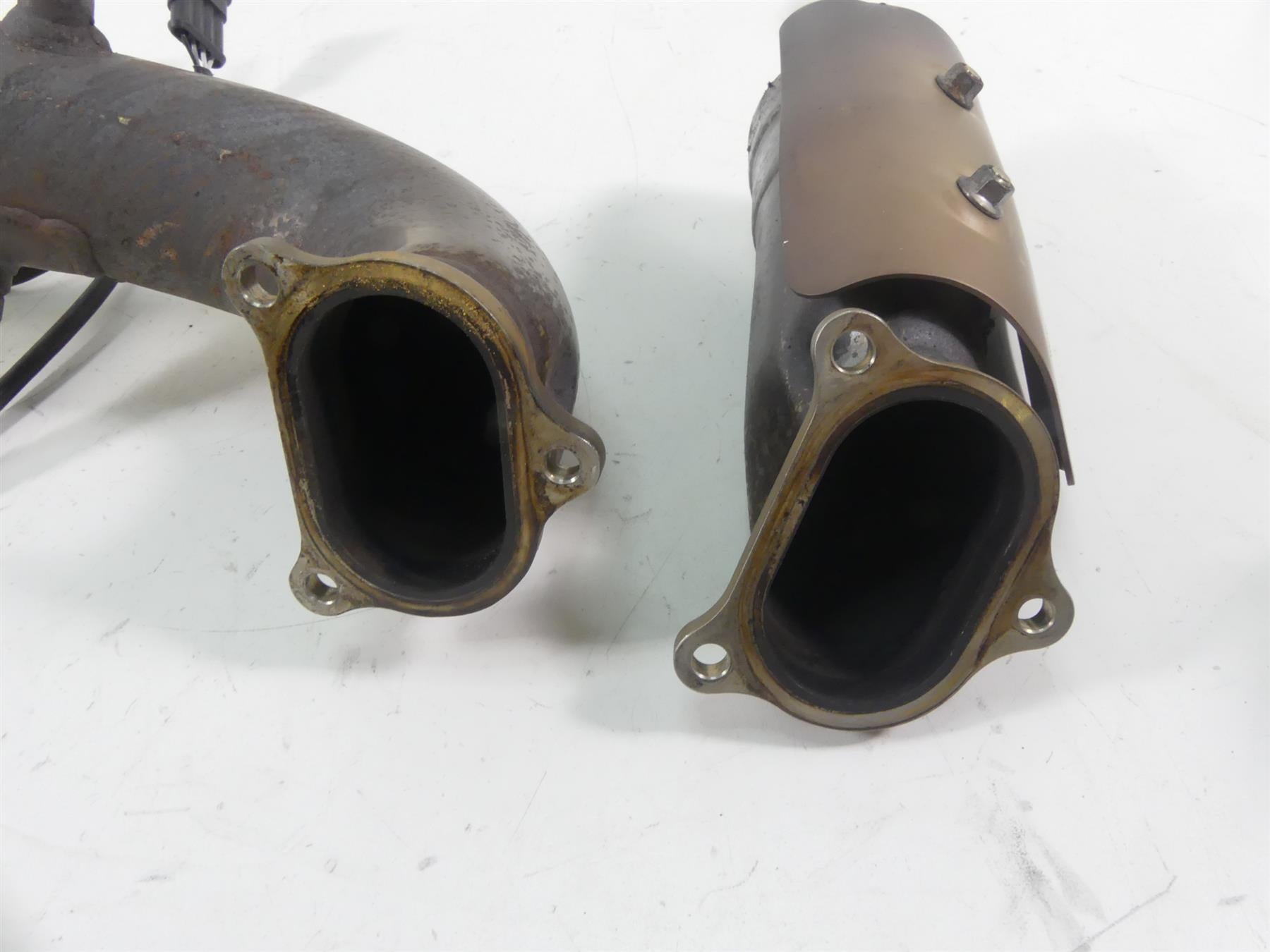 2013 Ducati Streetfighter 848 Oem Exhaust Header Manifold Pipe + Servo 7013142A {{ shop.shopifyCountryName }} - Mototech271