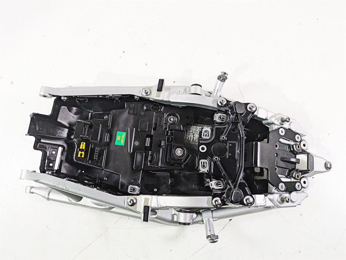 2019 Triumph Speed Triple RS 1050 Subframe Sub Frame & Inner Fender T2079742 {{ shop.shopifyCountryName }} - Mototech271